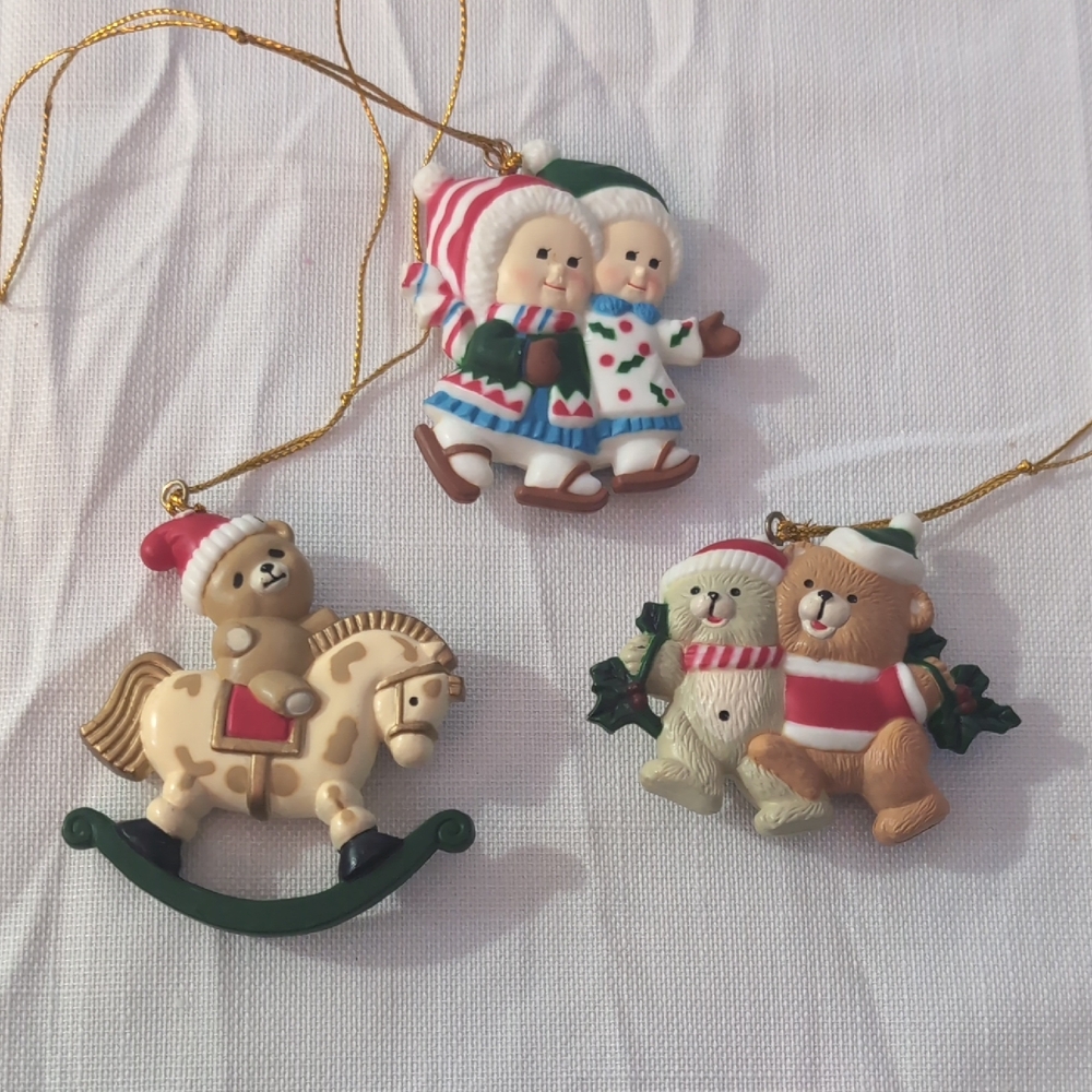 Vintage Festive Holiday Ornament Set *BINK